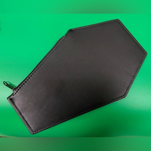 Love Pain and Stitches | Pumpkin Kult Coin Coffin Bag - Picture 7 of 7